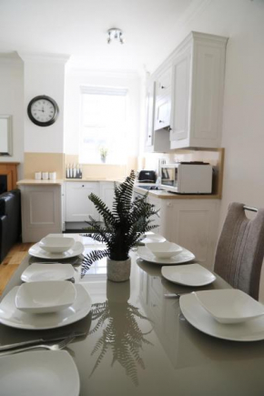 Letting Serviced Apartments - Guards View, Windsor